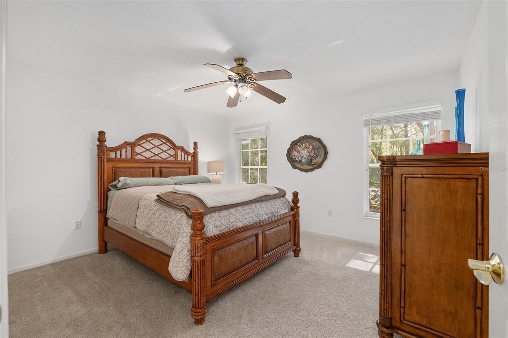 For Sale: $715,000 (3 beds, 3 baths, 2557 Square Feet)