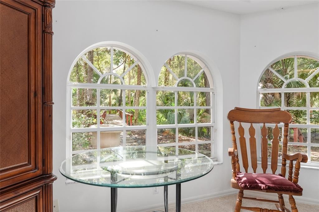 For Sale: $715,000 (3 beds, 3 baths, 2557 Square Feet)