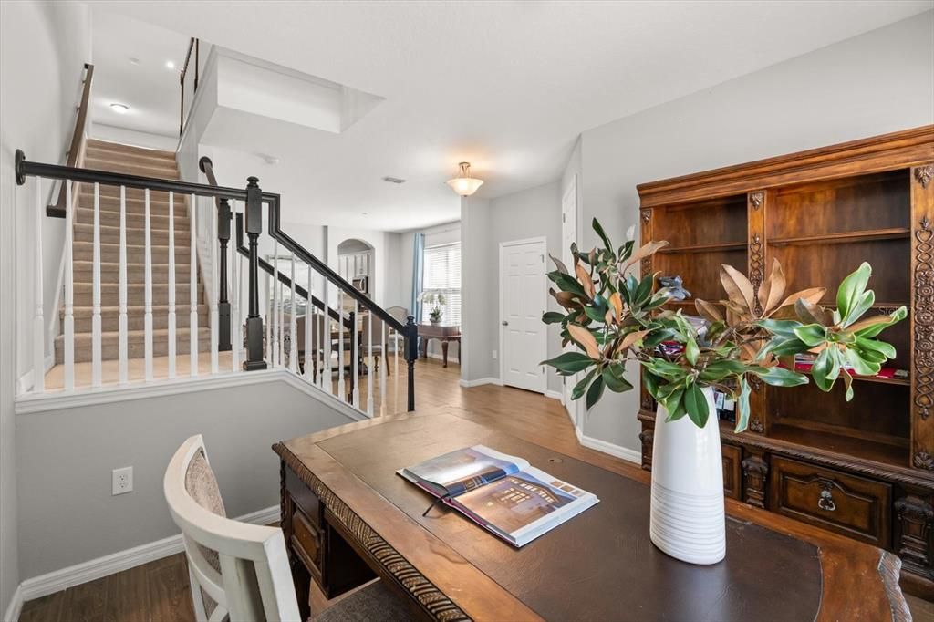 En Venta: $479,900 (5 camas, 3 baños, 3300 Pies cuadrados)