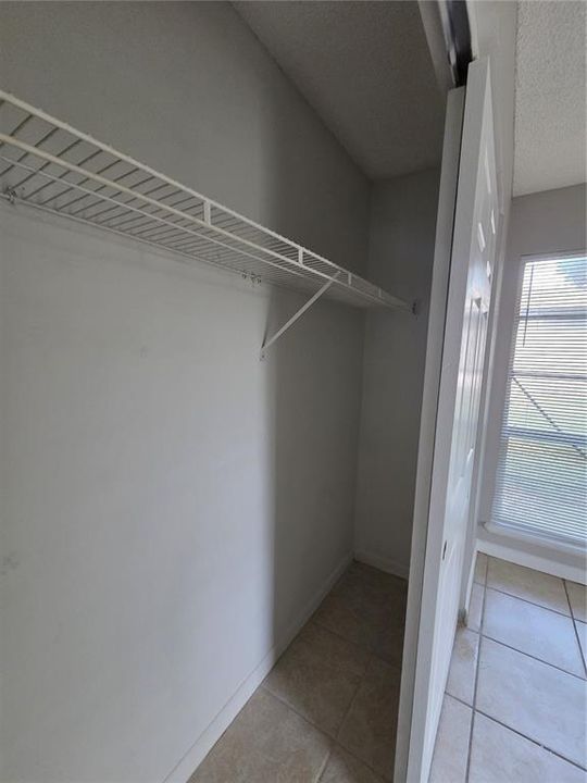 For Rent: $1,300 (2 beds, 2 baths, 854 Square Feet)