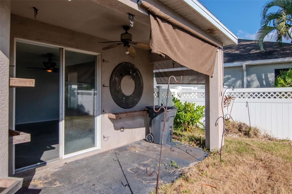 En Venta: $254,900 (3 camas, 2 baños, 2617 Pies cuadrados)