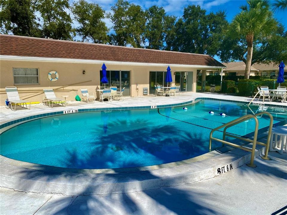 Под контрактом: $165,000 (2 спален, 2 ванн, 925 Квадратных фут)