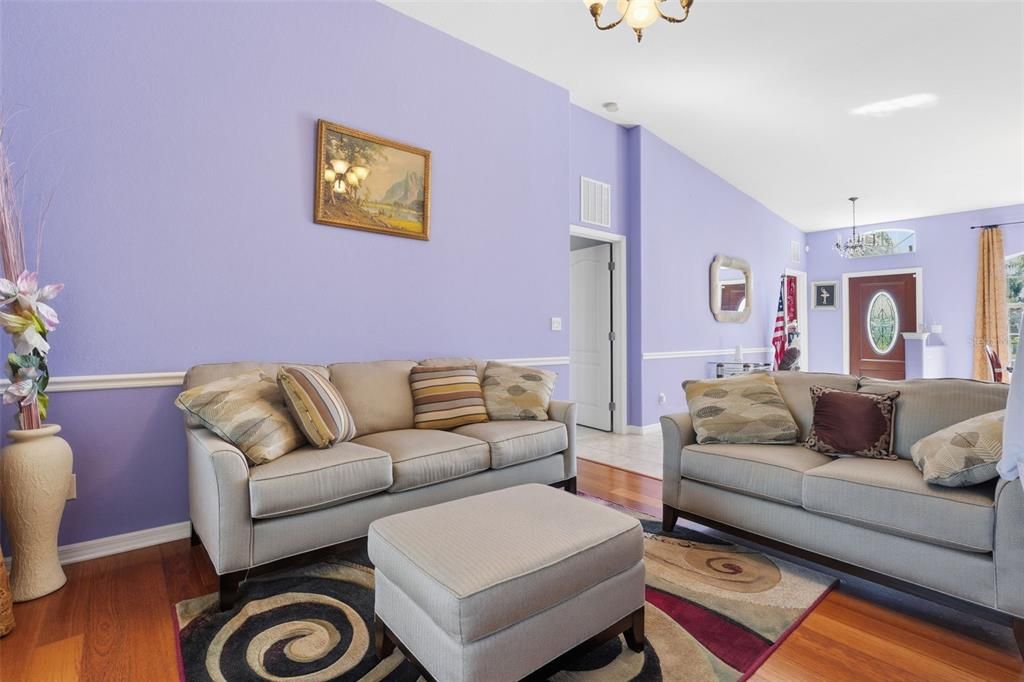 待售: $397,000 (3 贝兹, 2 浴室, 2210 平方英尺)