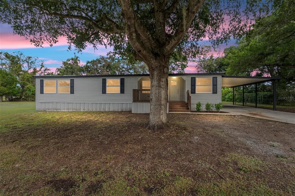 For Sale: $228,900 (3 beds, 2 baths, 1386 Square Feet)