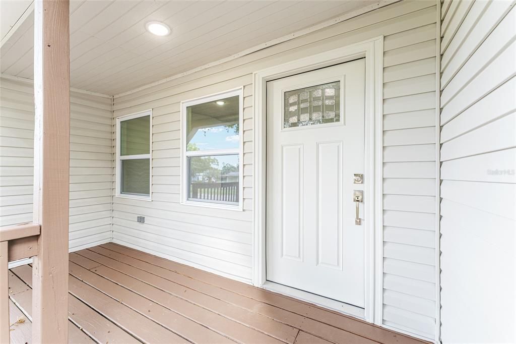 For Sale: $228,900 (3 beds, 2 baths, 1386 Square Feet)