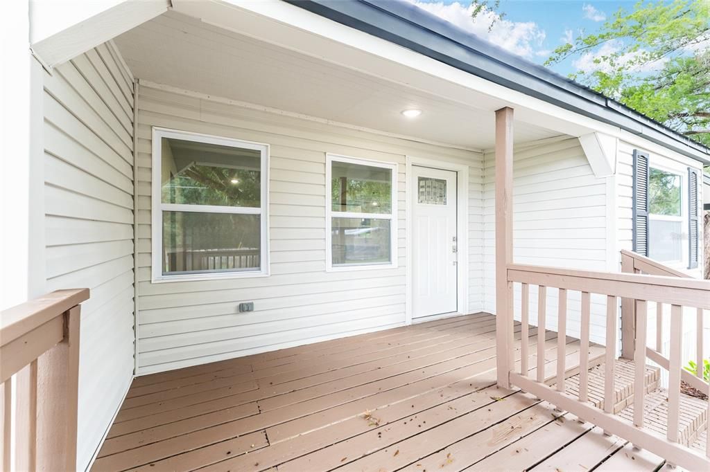 For Sale: $228,900 (3 beds, 2 baths, 1386 Square Feet)