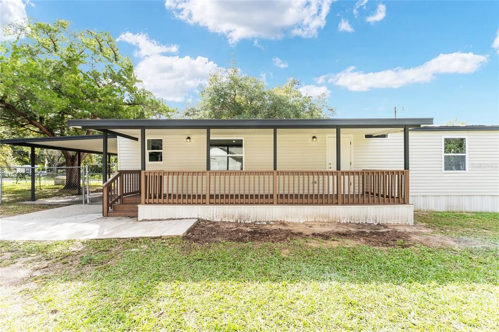 For Sale: $228,900 (3 beds, 2 baths, 1386 Square Feet)