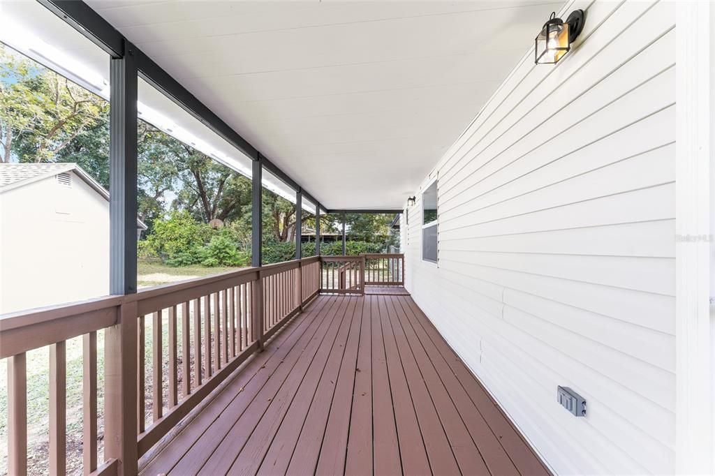 For Sale: $228,900 (3 beds, 2 baths, 1386 Square Feet)