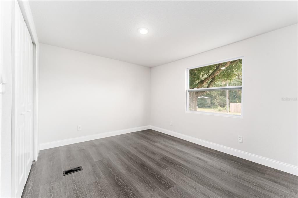 For Sale: $228,900 (3 beds, 2 baths, 1386 Square Feet)