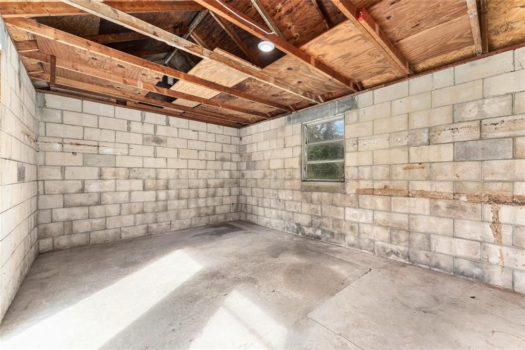 For Sale: $228,900 (3 beds, 2 baths, 1386 Square Feet)