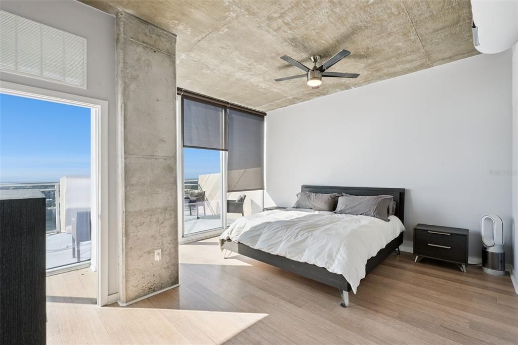 待售: $1,190,000 (2 贝兹, 2 浴室, 2162 平方英尺)