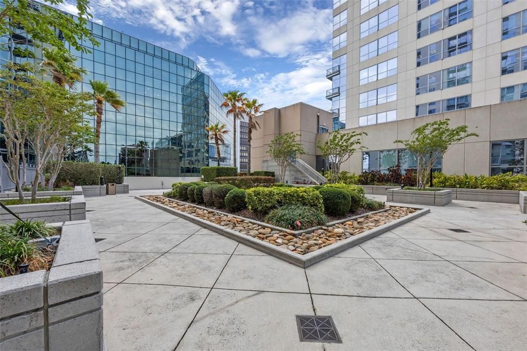 待售: $1,190,000 (2 贝兹, 2 浴室, 2162 平方英尺)