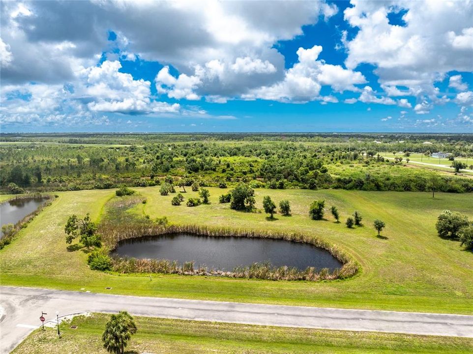 En Venta: $450,000 (4.94 acres)
