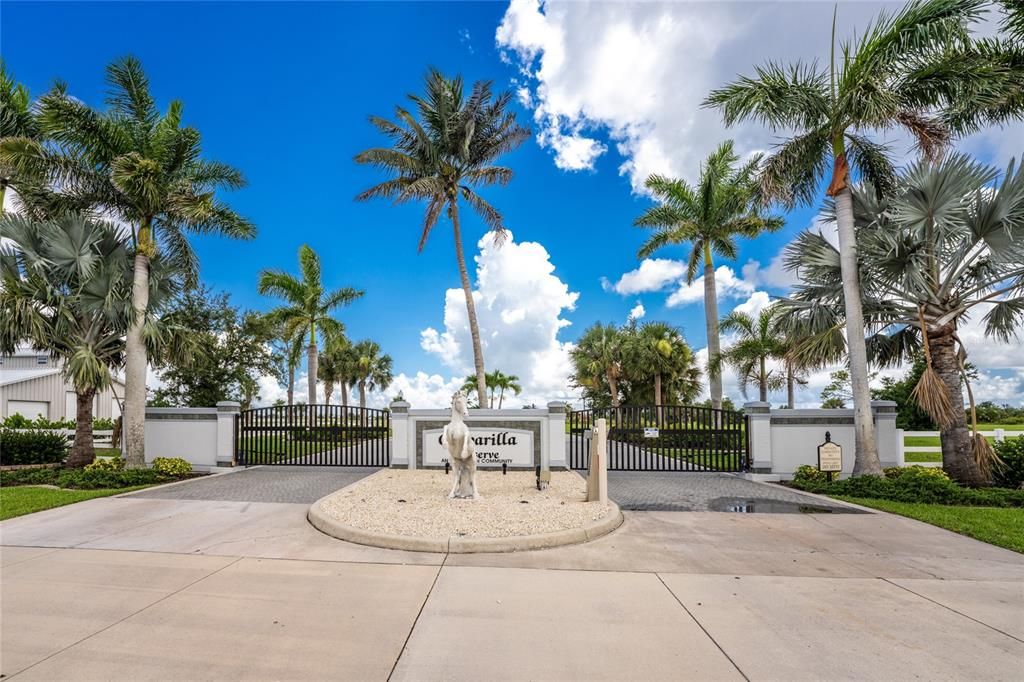 En Venta: $450,000 (4.94 acres)