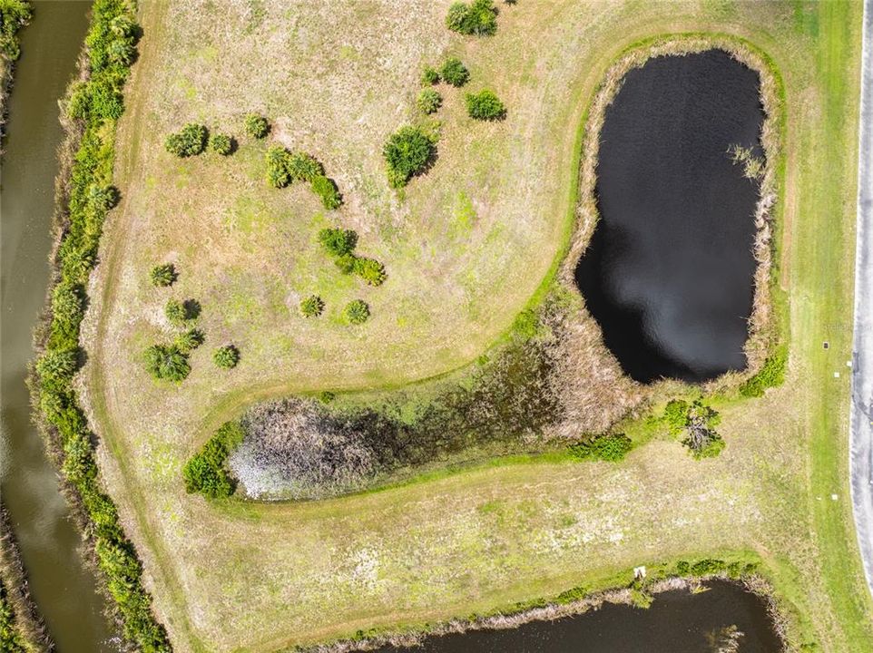 En Venta: $450,000 (4.94 acres)