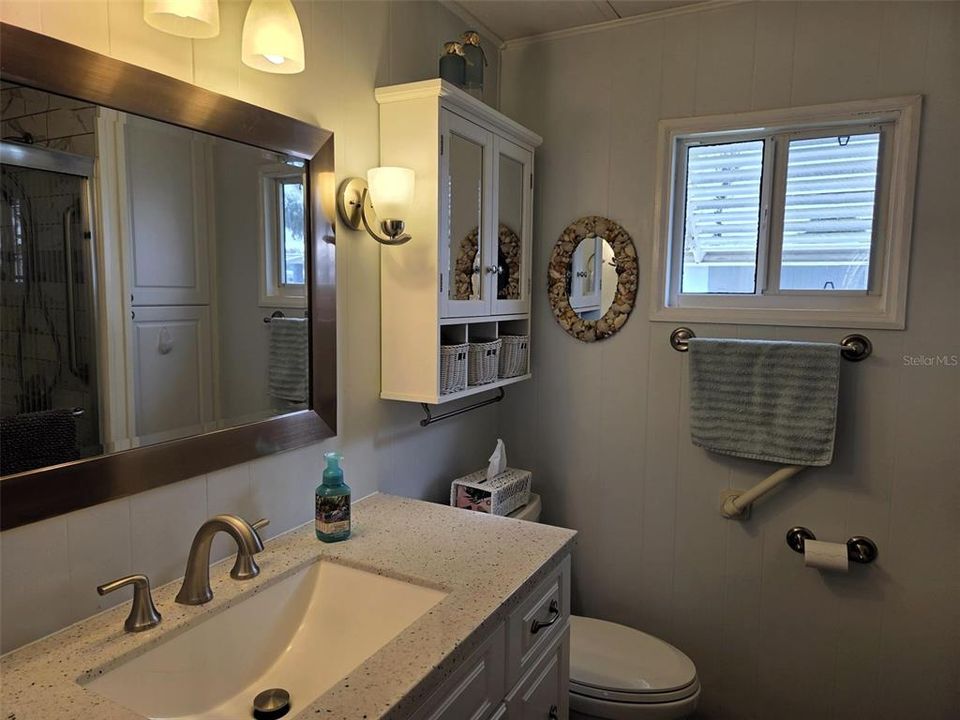 待售: $164,900 (2 贝兹, 2 浴室, 749 平方英尺)