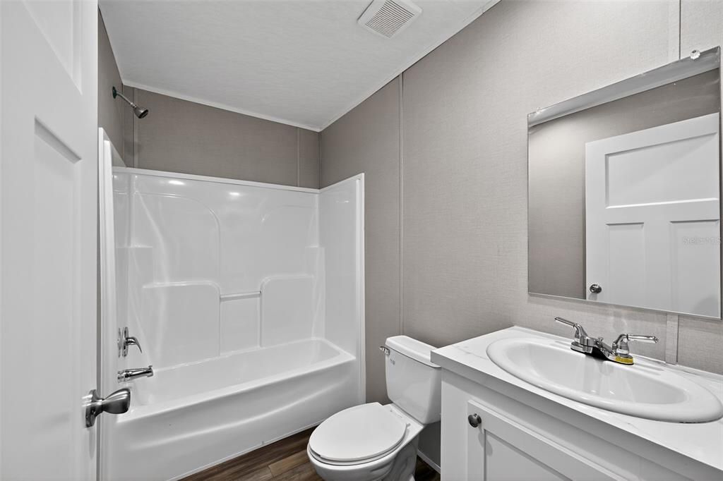 待售: $229,900 (3 贝兹, 2 浴室, 1248 平方英尺)