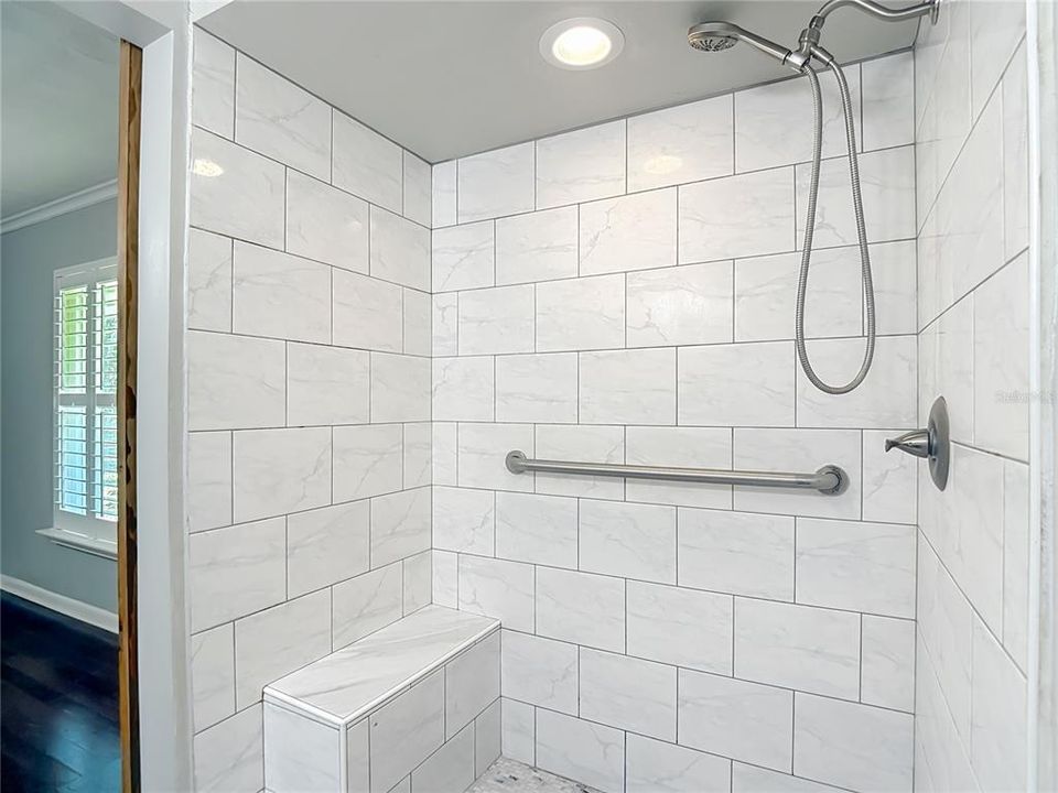 For Sale: $599,000 (3 beds, 2 baths, 2095 Square Feet)