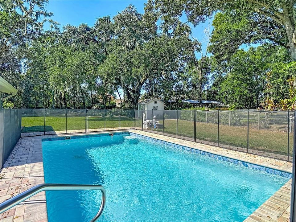 For Sale: $599,000 (3 beds, 2 baths, 2095 Square Feet)