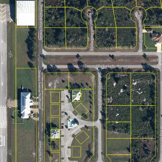 На продажу: $18,500 (0.34 acres)