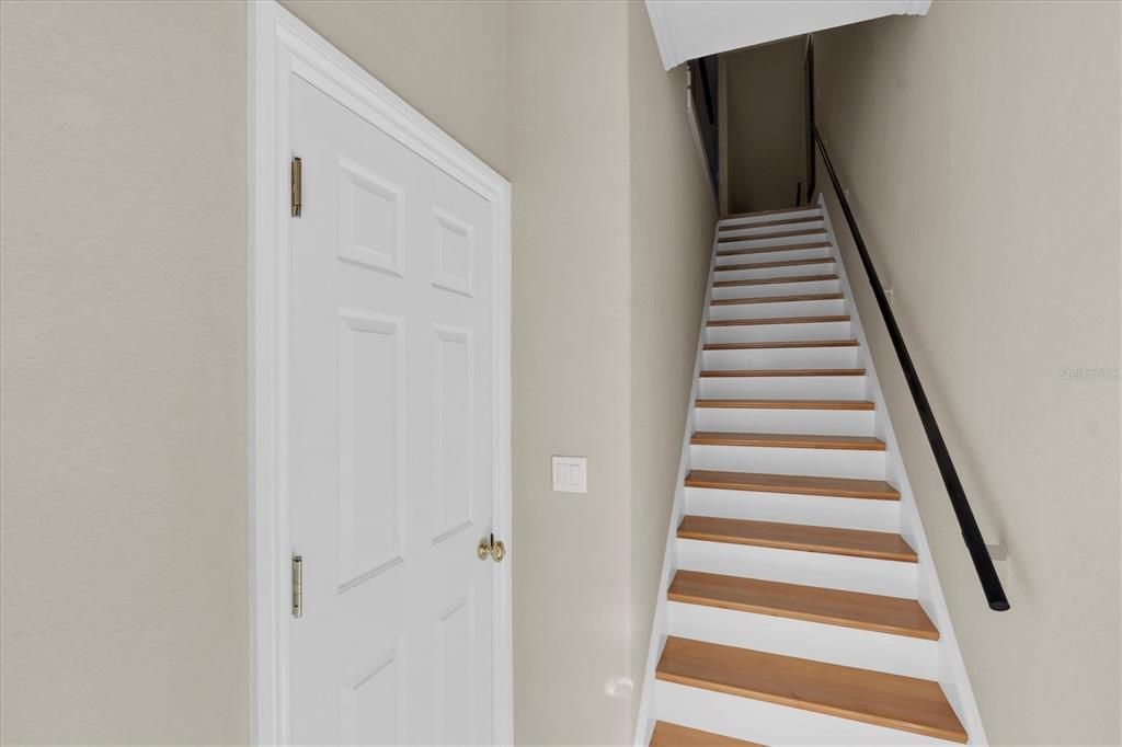 For Sale: $975,000 (3 beds, 4 baths, 2275 Square Feet)