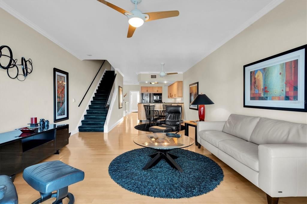 For Sale: $975,000 (3 beds, 4 baths, 2275 Square Feet)