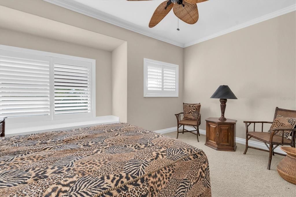 For Sale: $975,000 (3 beds, 4 baths, 2275 Square Feet)