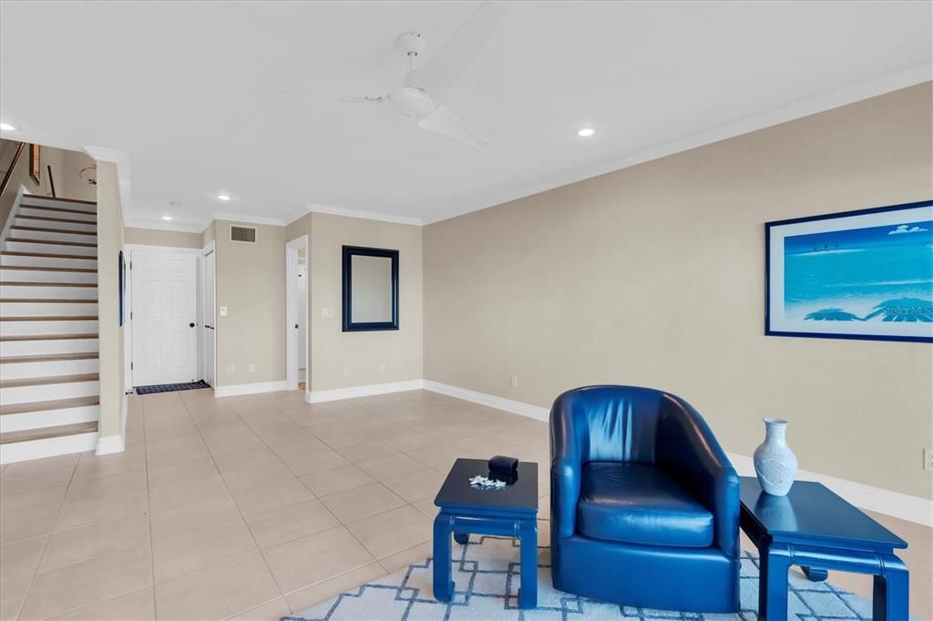 For Sale: $975,000 (3 beds, 4 baths, 2275 Square Feet)