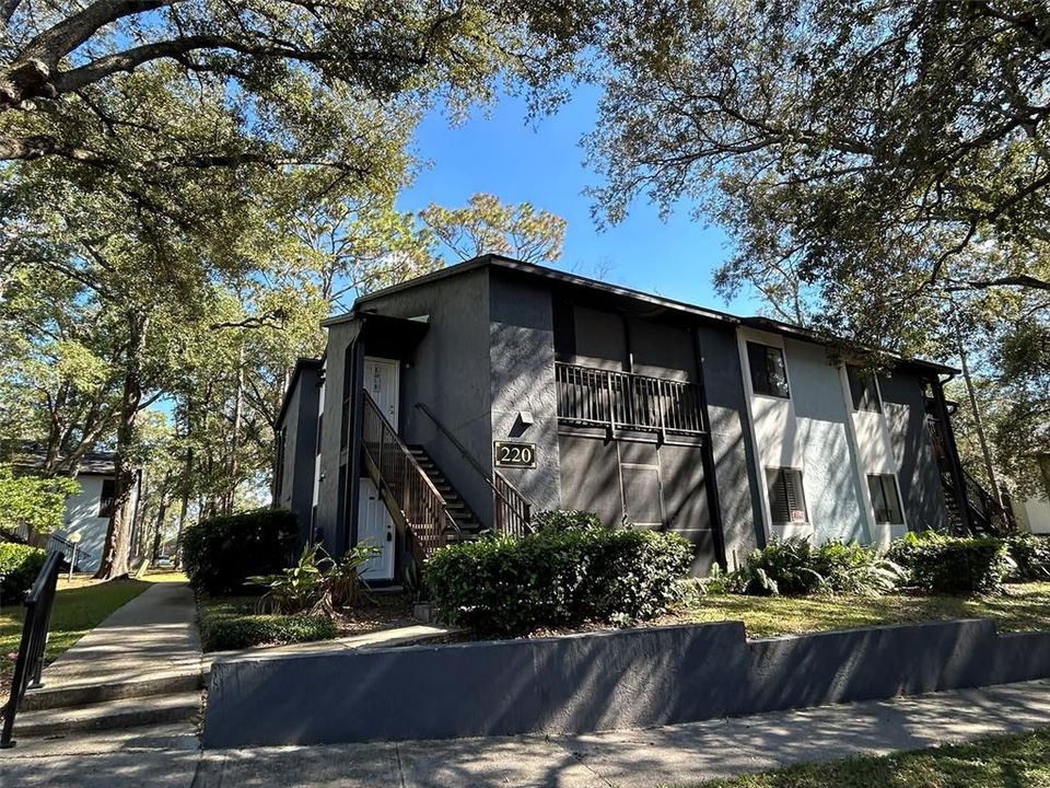 Recently Rented: $1,395 (1 beds, 1 baths, 732 Square Feet)