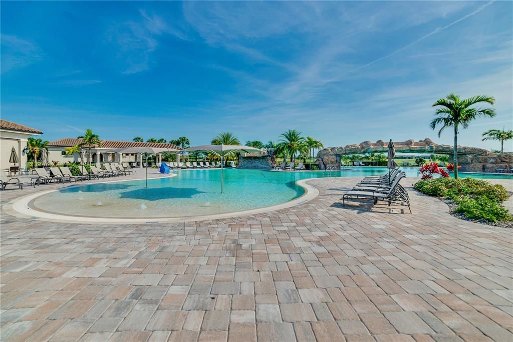 For Rent: $2,200 (2 beds, 2 baths, 1286 Square Feet)