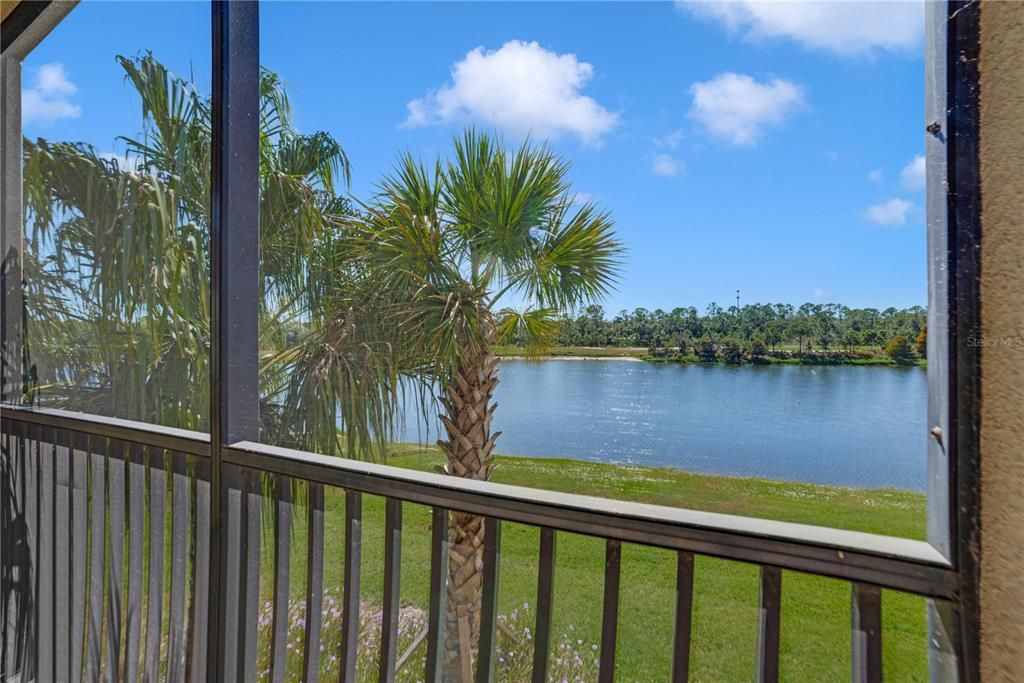 For Rent: $2,200 (2 beds, 2 baths, 1286 Square Feet)