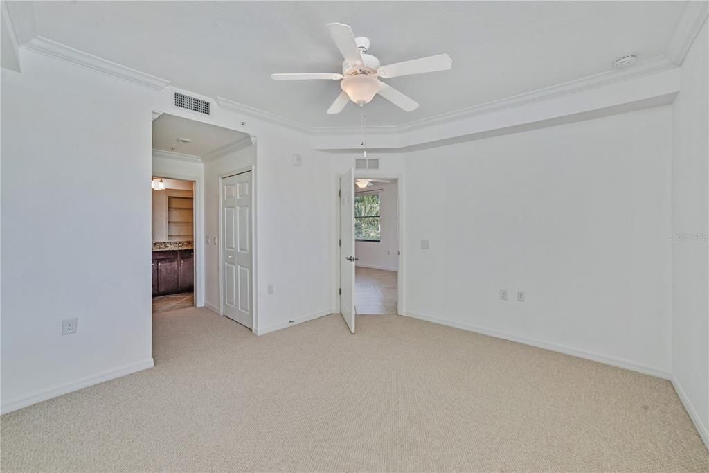 For Rent: $2,200 (2 beds, 2 baths, 1286 Square Feet)