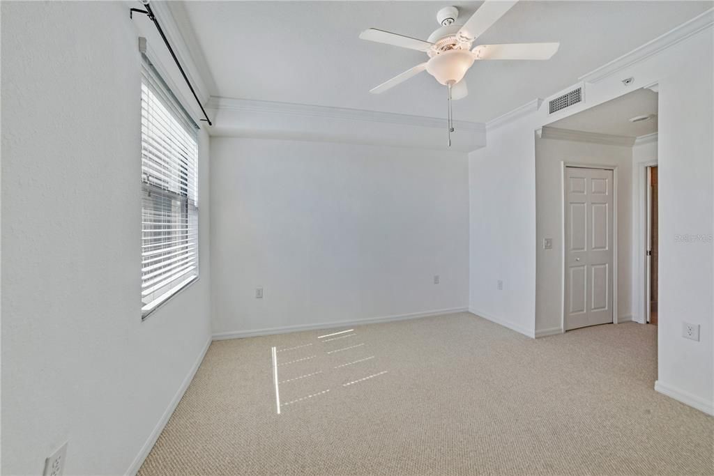 For Rent: $2,200 (2 beds, 2 baths, 1286 Square Feet)