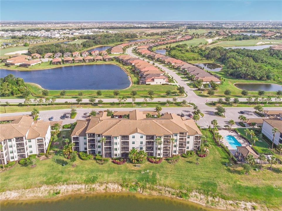 For Rent: $2,200 (2 beds, 2 baths, 1286 Square Feet)