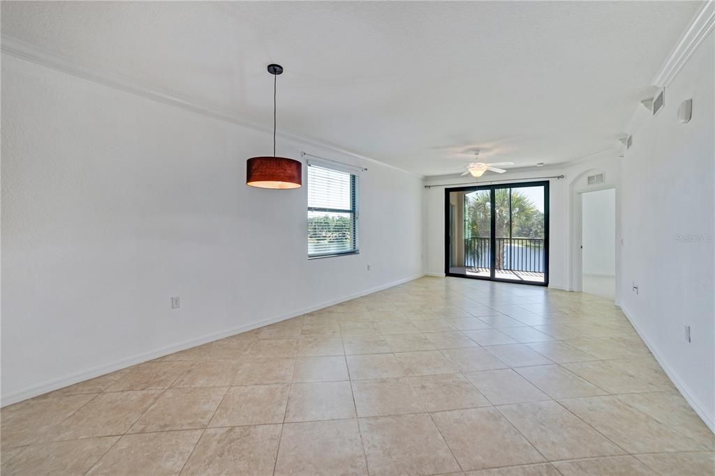 For Rent: $2,200 (2 beds, 2 baths, 1286 Square Feet)