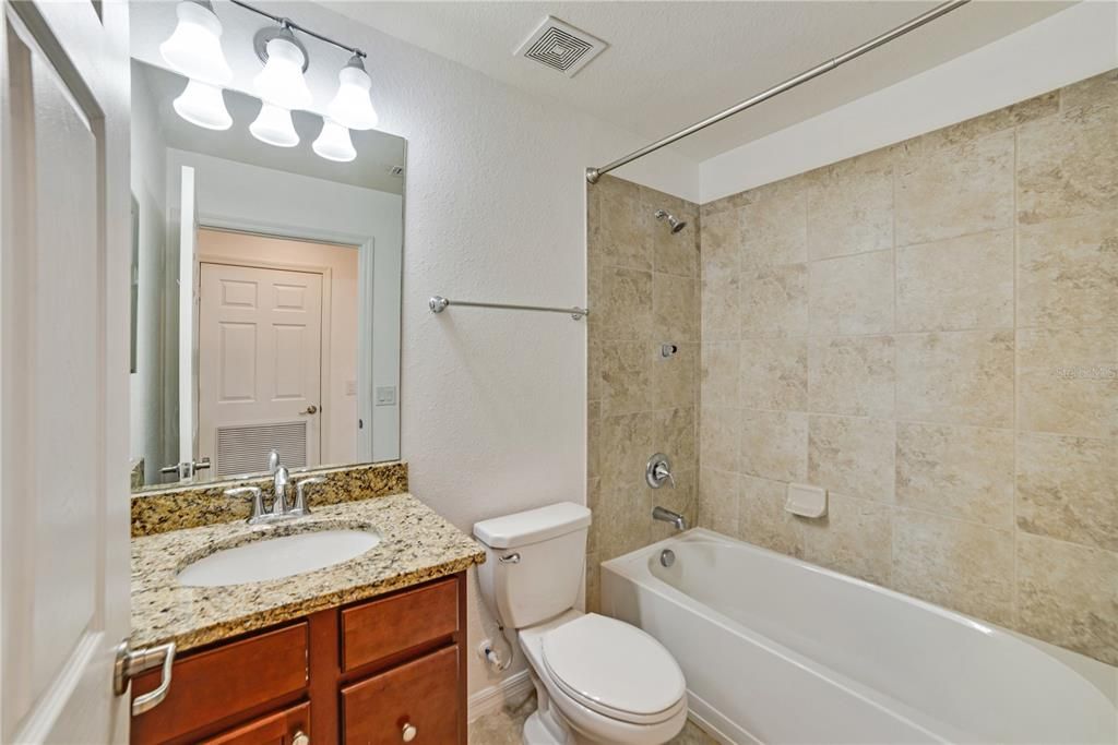 For Rent: $2,200 (2 beds, 2 baths, 1286 Square Feet)