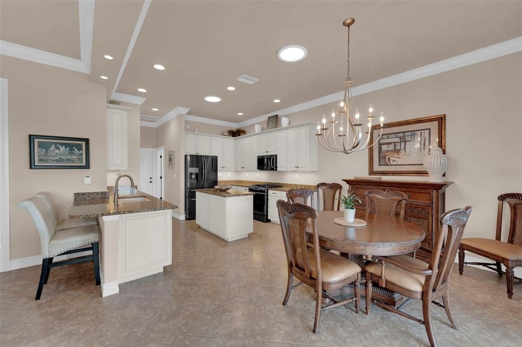 На продажу: $575,000 (2 спален, 2 ванн, 1835 Квадратных фут)