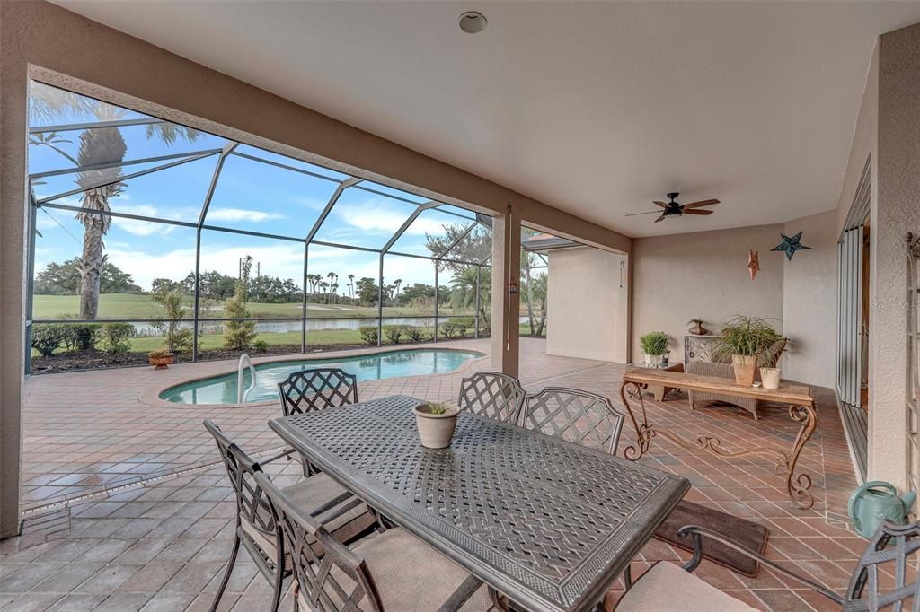 На продажу: $575,000 (2 спален, 2 ванн, 1835 Квадратных фут)