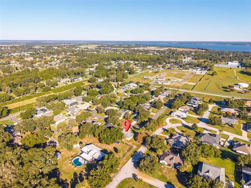 For Sale: $280,000 (3 beds, 2 baths, 1582 Square Feet)