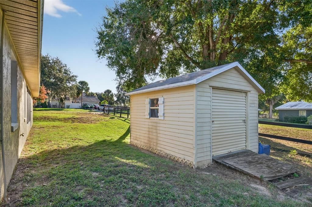 For Sale: $280,000 (3 beds, 2 baths, 1582 Square Feet)