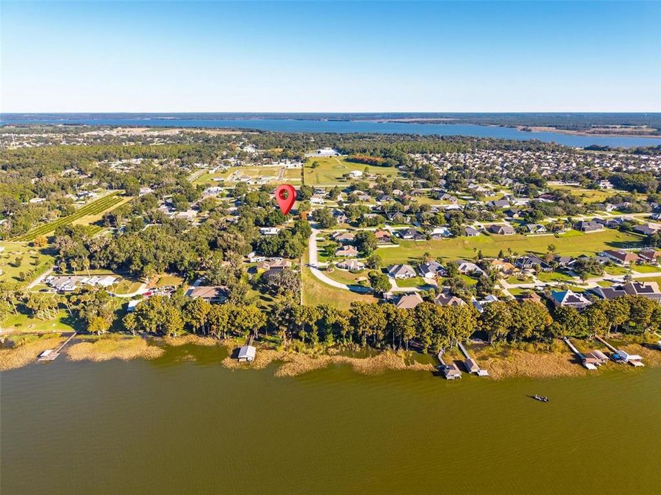 For Sale: $280,000 (3 beds, 2 baths, 1582 Square Feet)