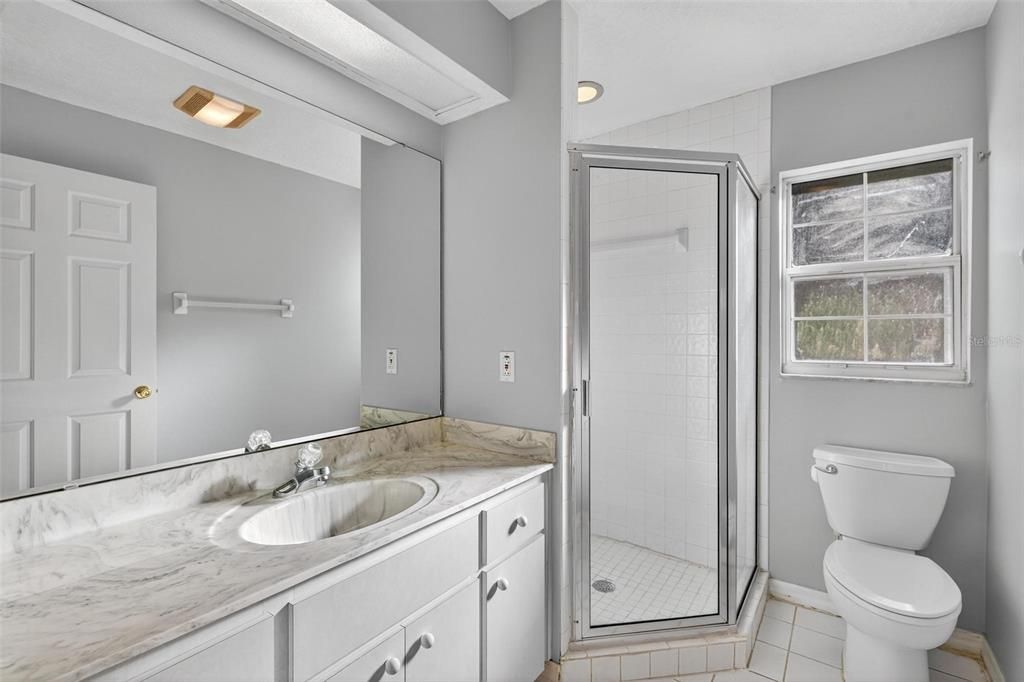 For Sale: $280,000 (3 beds, 2 baths, 1582 Square Feet)