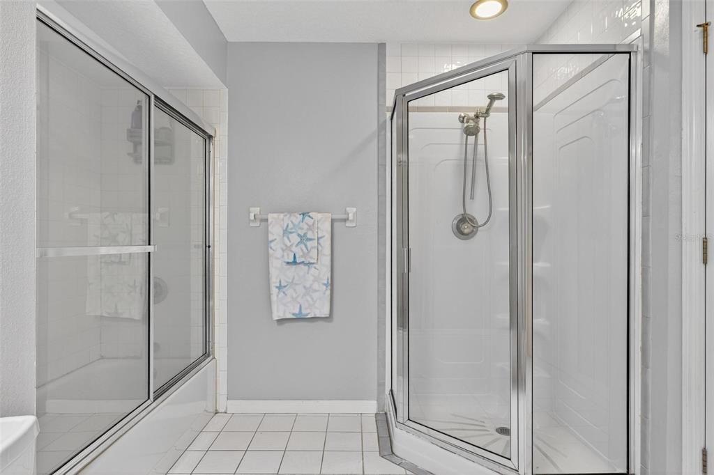 For Sale: $280,000 (3 beds, 2 baths, 1582 Square Feet)