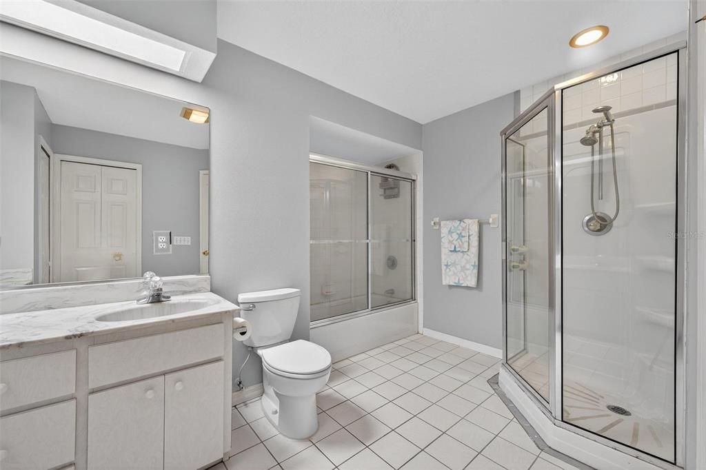 For Sale: $280,000 (3 beds, 2 baths, 1582 Square Feet)