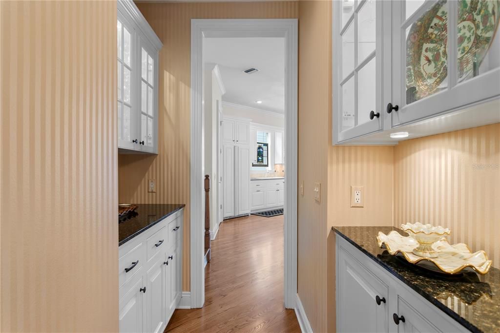 For Sale: $2,250,000 (5 beds, 4 baths, 5377 Square Feet)