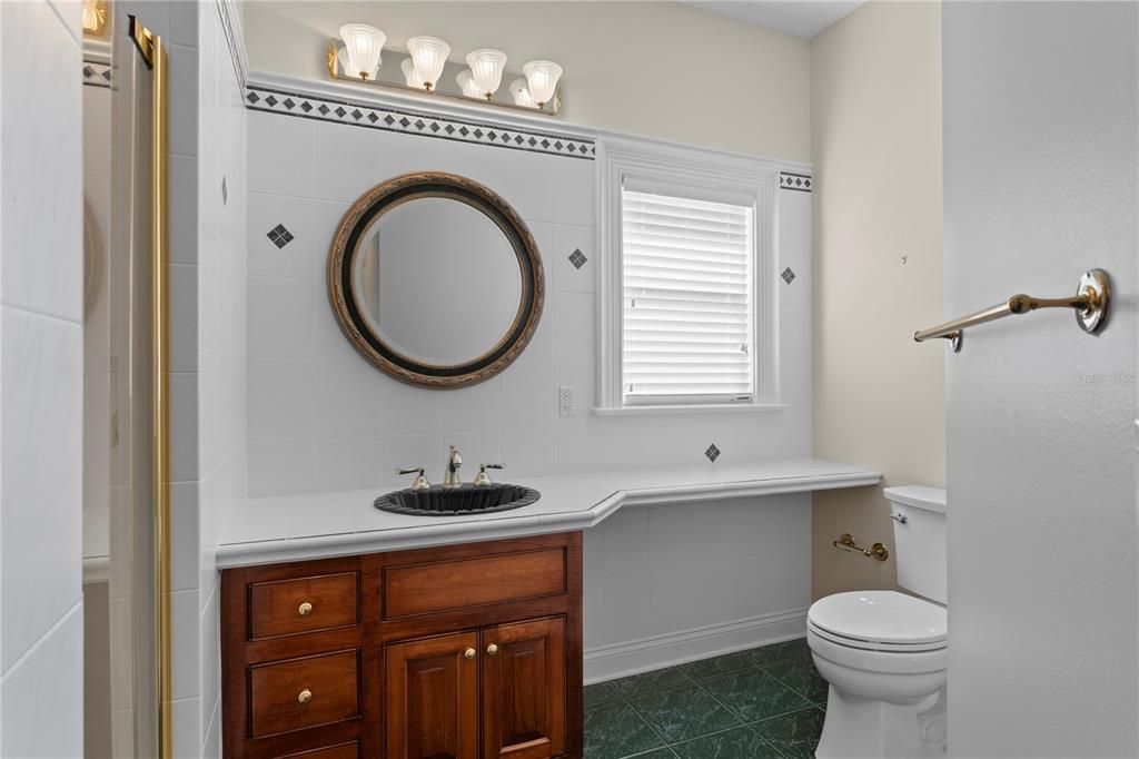 For Sale: $2,250,000 (5 beds, 4 baths, 5377 Square Feet)