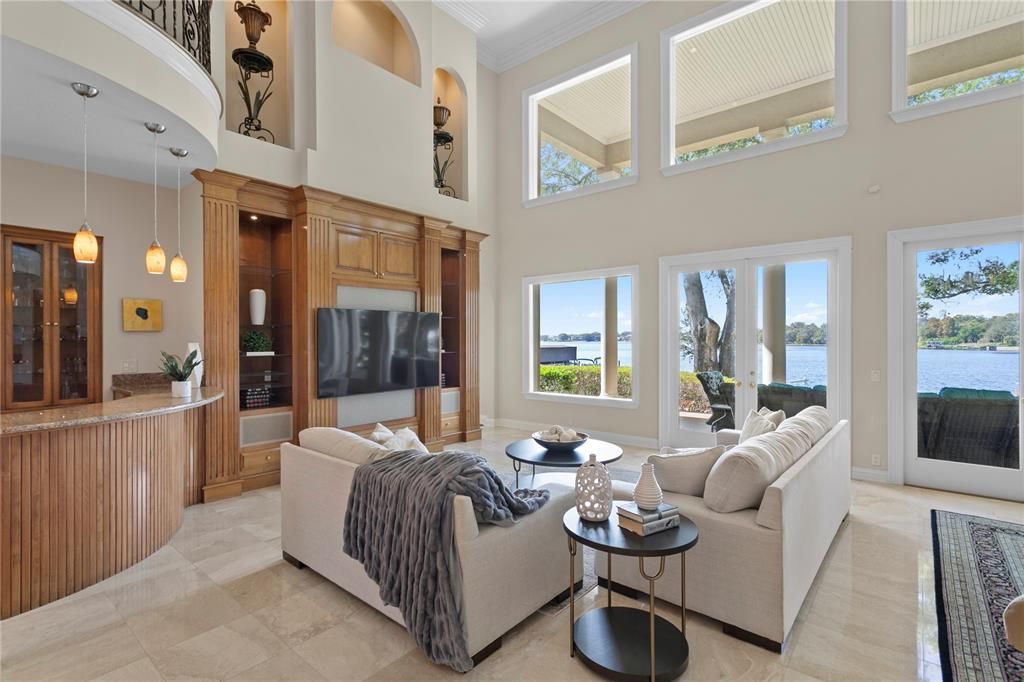 For Sale: $2,250,000 (5 beds, 4 baths, 5377 Square Feet)