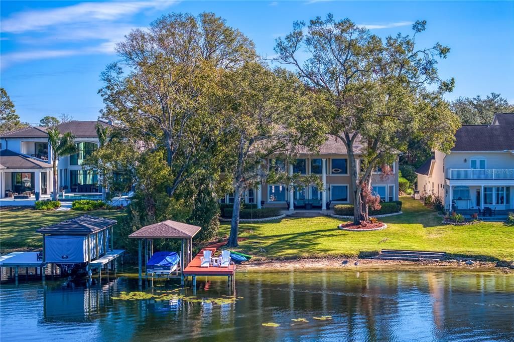 For Sale: $2,250,000 (5 beds, 4 baths, 5377 Square Feet)