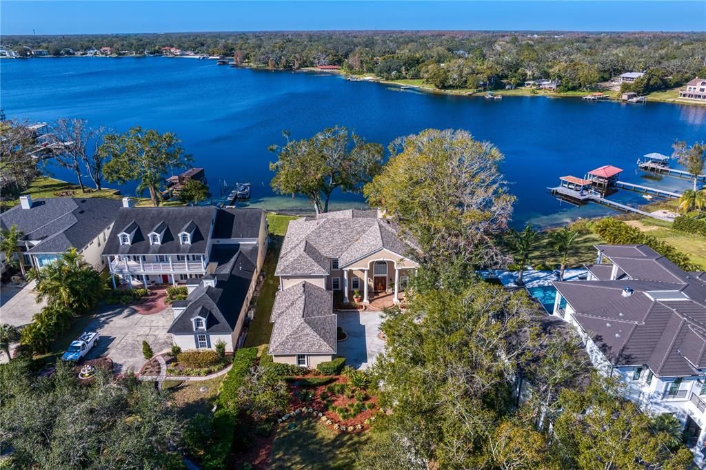 For Sale: $2,250,000 (5 beds, 4 baths, 5377 Square Feet)