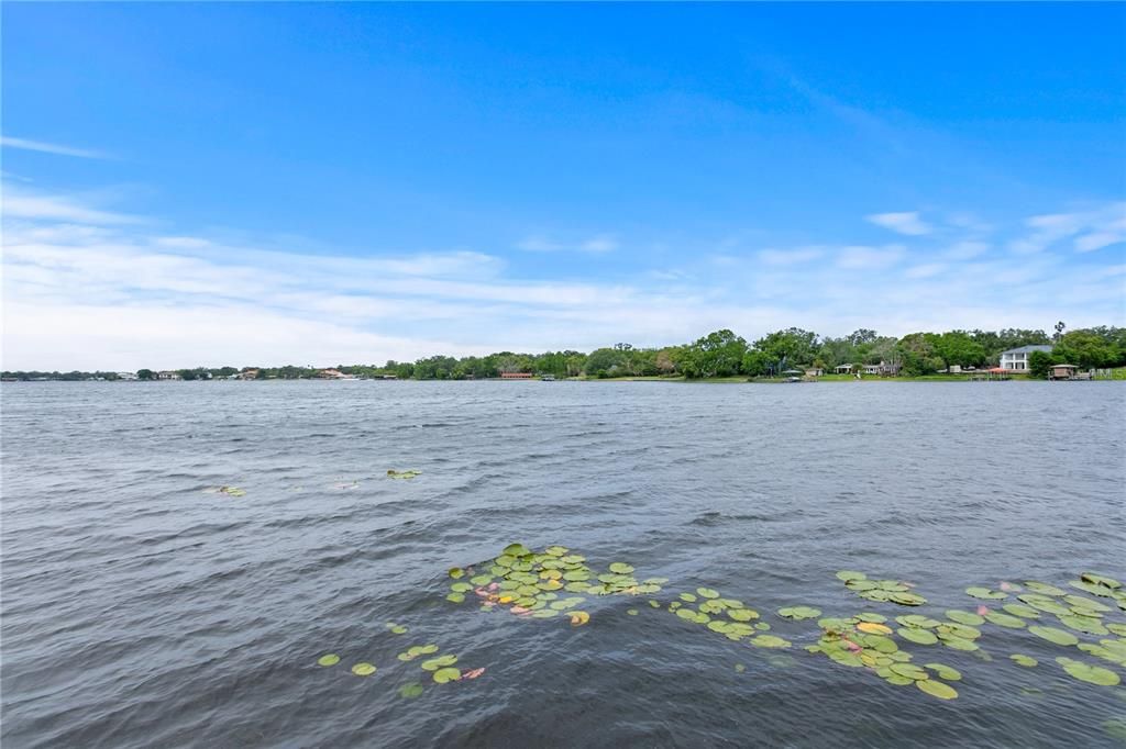 For Sale: $2,250,000 (5 beds, 4 baths, 5377 Square Feet)